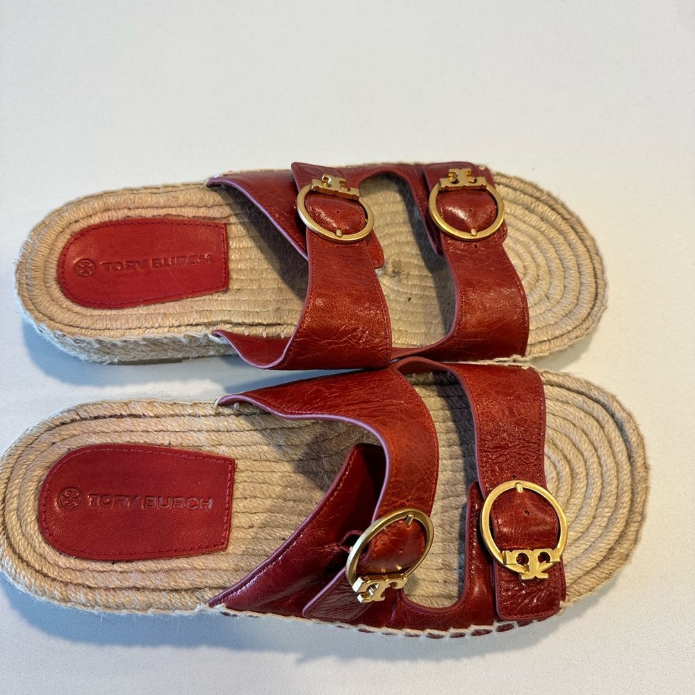 Tory Burch Maroon Wicker Sandals - Picture 7 of 7